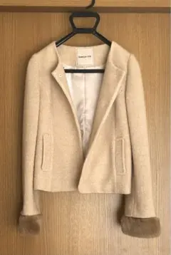 袖ファー付ショートコート　Apuweiser-riche