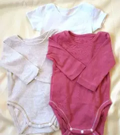 【UNIQLO】長袖、半袖ロンパース 3点セット