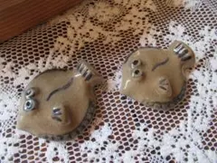 魚型　陶器　箸置き2個セット　ペア　ひらめ