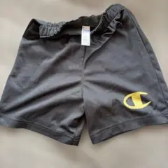 Champion 黒 ハーフパンツ 140 スポーツウェア
