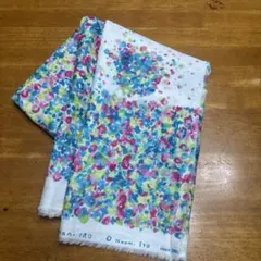 C naniIRO Naomi Ito fuwarifuwariガーゼ生地