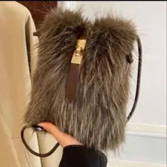 ファー バッグ ミニ ふわふわ ショルダー ブラウン シャギー ファーバッグ