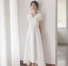 ホワイト ロングワンピース 半袖 Vネック　ウエディングドレス