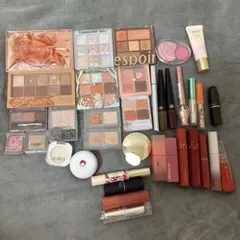 K*様 コスメ まとめ売り アイシャドウ リップ チーク
