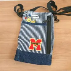 未使用　美品　ミニオン 保冷保温 ペットボトルホルダー ショルダーバッグ