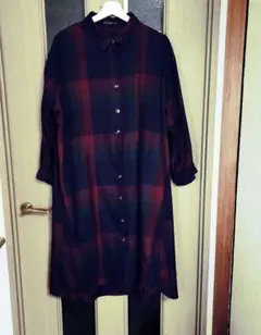 ネイビーとワインレッドのチェック柄シャツワンピース