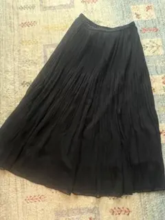 再お値下げ！UNIQLO ブラック フレアスカート　超美品です！