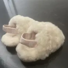 UGG ホワイトファーサンダル