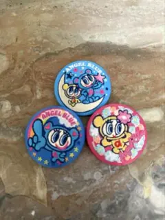 エンジェルブルー　刺繍缶バッジ　ナルミヤ