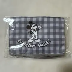 新品　ミッキーポシェット