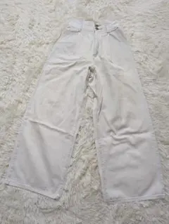 GU コットン100% ホワイトワイドパンツ