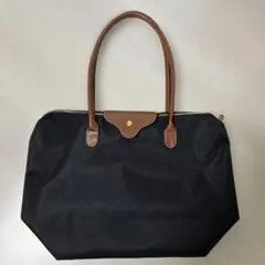 黒　ナイロントートバッグ　シーイン