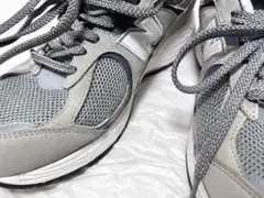 New Balance NB グレー M2002RST 箱無しのサムネイル