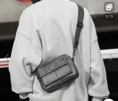 ショルダーバッグ　革　小型