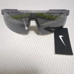 新品未使用　Windshield Elite Light Grey/CAT 3のサムネイル