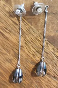 SWAROVSKI正規品　ピアス