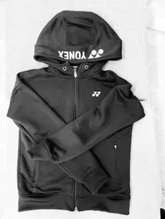 YONEX フルジップのパーカー　レディースMサイズ