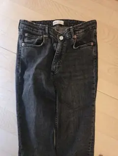 ZARA ダークグレー スリムフィットデニム