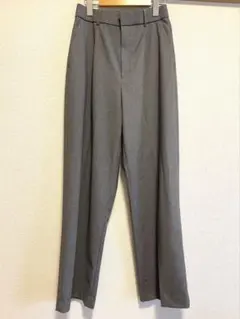 UNIQLO タックワイドパンツ Mサイズ グレー 丈長め