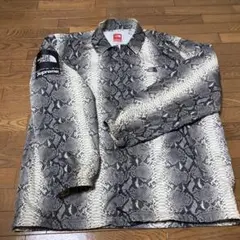 マ*パ様 Supreme xTheNorthFace Coaches Jacke