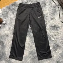 Nike グレー ロングパンツ