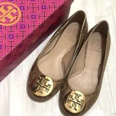 2025年最新】トリーバーチフラットシューズの人気アイテム