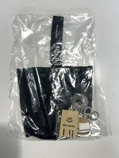 シュウウエムラ 「shu sento チャームセット」未開封のサムネイル