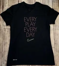 Nike DRI-FIT 半袖Tシャツ ブラック　子供用