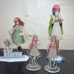 五等分の花嫁 中野三玖 アクリルスタンド 4点セットのサムネイル