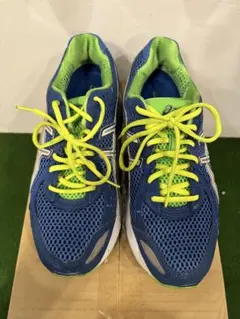 アシックス　ランニングシューズ