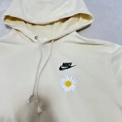 『美品』ナイキ スウェットパーカー フラワー刺繍ロゴ ビックプリント