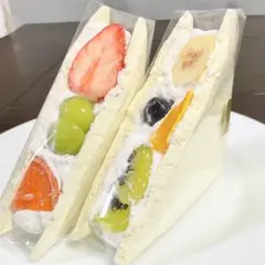 フルーツサンド　食品サンプル