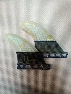 AUフィン FIN ゴールド　スモール s　フューチャー　future