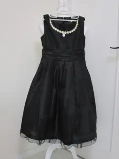 y40❤Catherine Cottage　刺繍パールドレス　150　新品❤