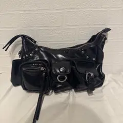 ショルダーバックのサムネイル