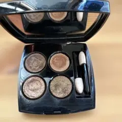 CHANEL レキャトルオンブル　747