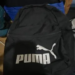 PUMA 黒 リュック
