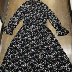 GU 花柄フリル袖ワンピース Mサイズ