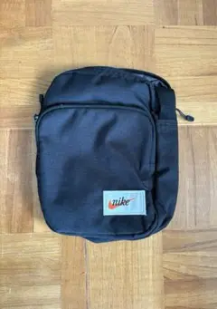 【Nike 】ショルダーバッグ サコッシュ　ブラック