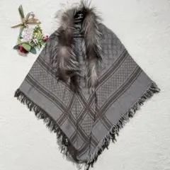 2025年最新】グッチ ファー ストールの人気アイテム - メルカリ