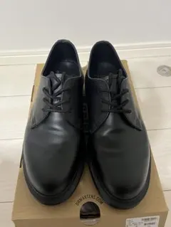 Dr. Martens 3ホールシューズ