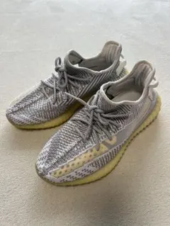 YEEZY BOOST 350 V2 スタティック　static