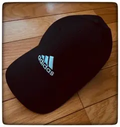 【美品】アディダスベースボールキャップ 帽子【フリーサイズ】ブラック