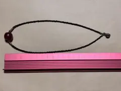 黒と赤のビーズ ネックレス