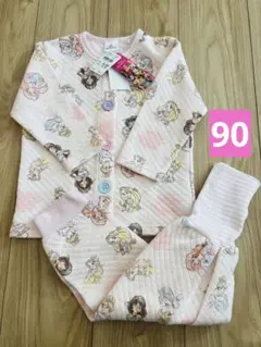 新品タグ付き　ディズニープリンセス　キルトパジャマ　長袖　90 女の子　②
