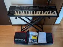 Roland JUNO-Di シンセサイザー 本体　スタンド、ペダル付きのサムネイル