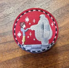 ディズニー　刺繍缶バッジ　ベイマック