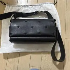 新品】BEARDSLEY ビアズリー《本革》ドット刺繍ボディバッグ ブラック