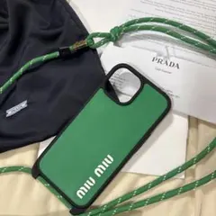 miumiu PRADA iPhoneケース　15 ストラップのサムネイル