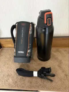 サーモス 真空断熱スポーツボトル 水筒 1.0L 保冷専用 ブラックオレンジのサムネイル